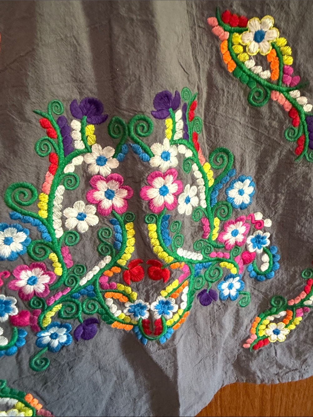 Gray Embroidered Floral Casual Dress - Picture 5 of 5